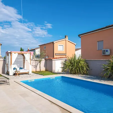Holiday home Beautiful In *