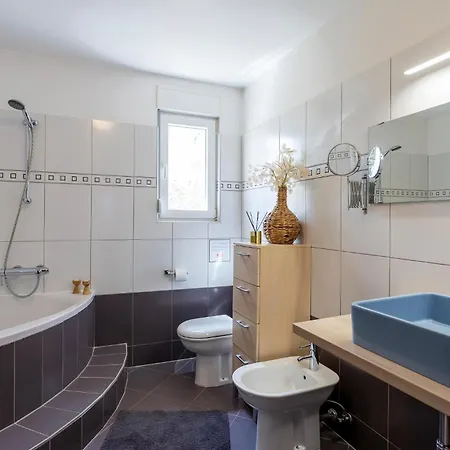 Awesome In With Wifi Pula