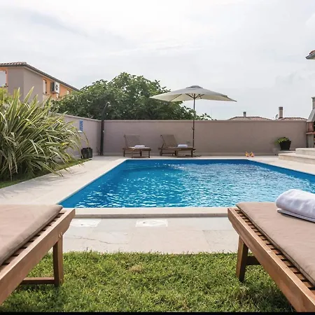 Vakantiehuis Awesome In With Wifi