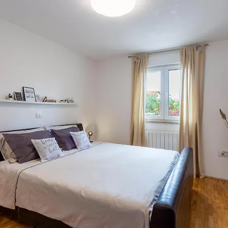 Holiday home Awesome In With Wifi *