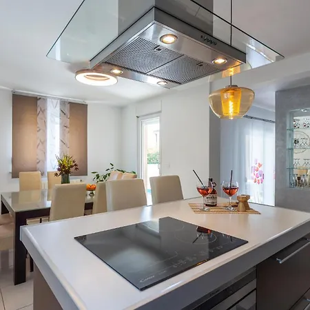 Awesome In With Wifi Holiday home *