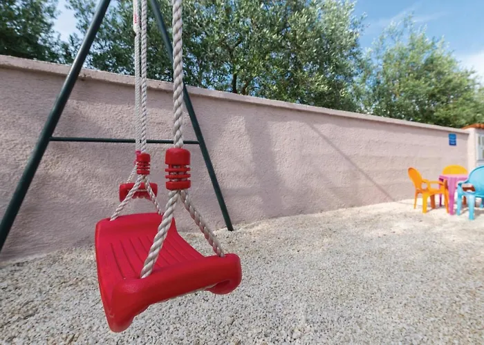 Awesome In With Wifi Пула