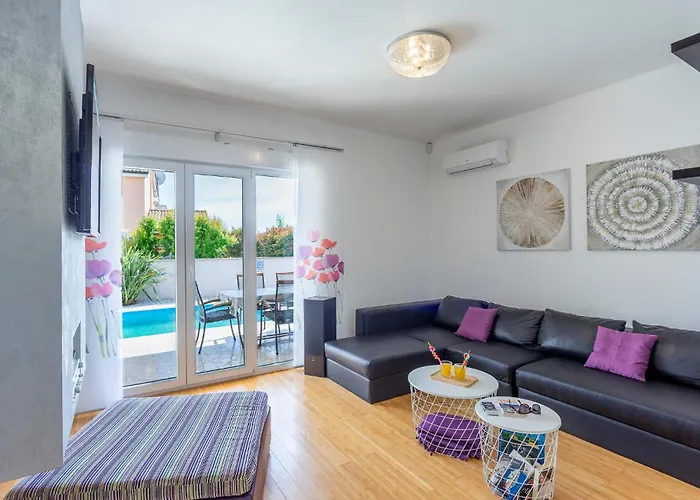 Дом отдыха Awesome In With Wifi *