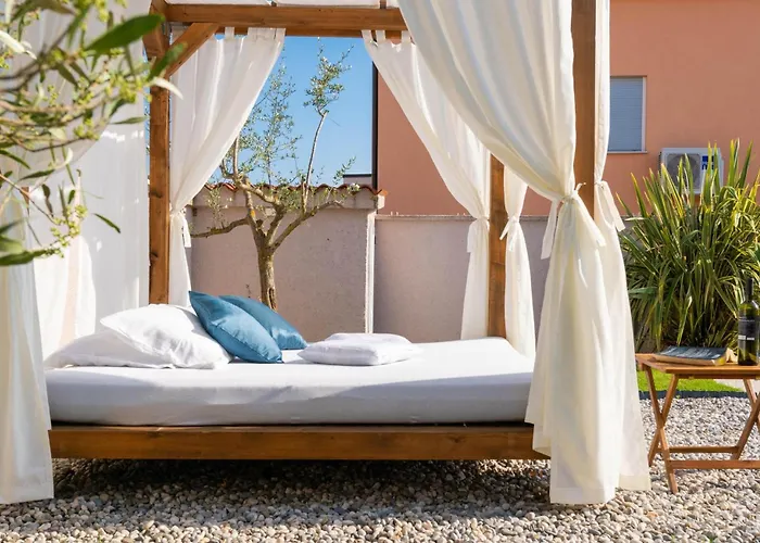 Tatil Evi Awesome In With Wifi Pula